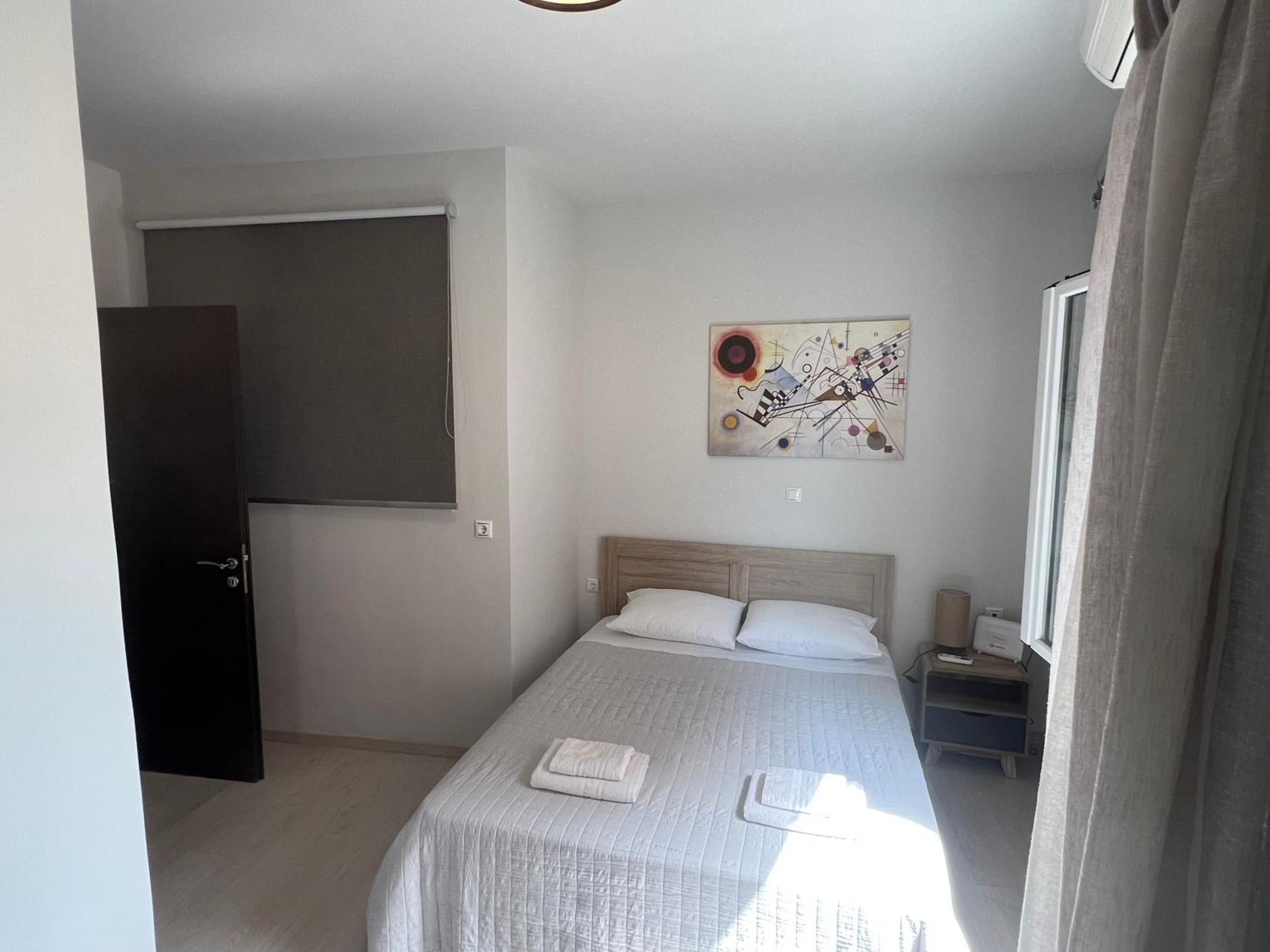 S&E New Port Apartment Corfu  Exteriör bild